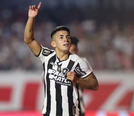 Empréstimo de Almada chega ao fim e ele volta a ser do Botafogo