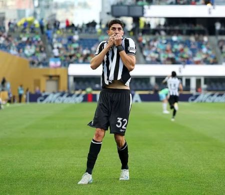 Jair assina com o Nottingham Forest e não joga mais pelo Botafogo