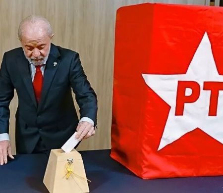 PT adia eleição em Minas e pode influenciar resultado nacional