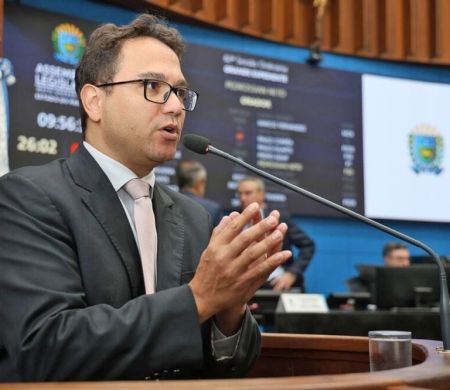 Mau cheiro incomoda moradores e deputado quer punição a fábrica
