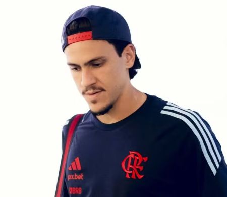 Pedro fica fora da lista de relacionados do Flamengo para enfrentar o São Paulo