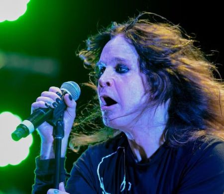 Morre aos 76 anos Ozzy Osbourne, cantor do Black Sabbath