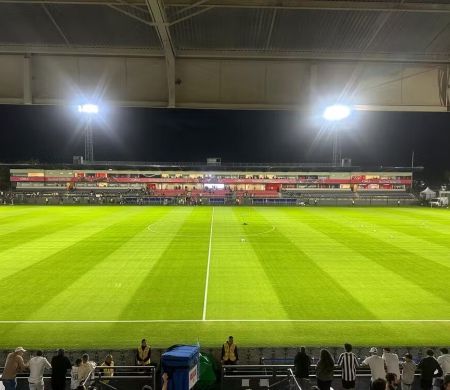 Bragantino e Flamengo fazem jogo decisivo na briga para se manter no G4