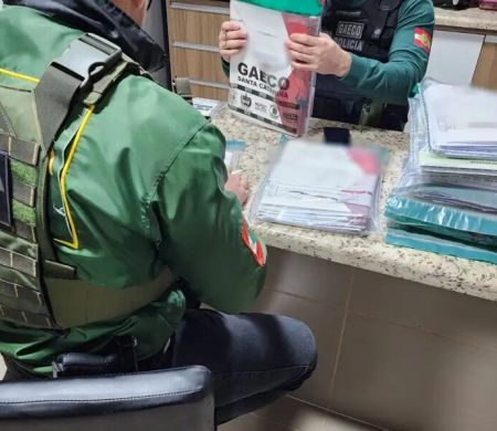 Seis advogados são presos por suspeita de lesar mais de mil idosos