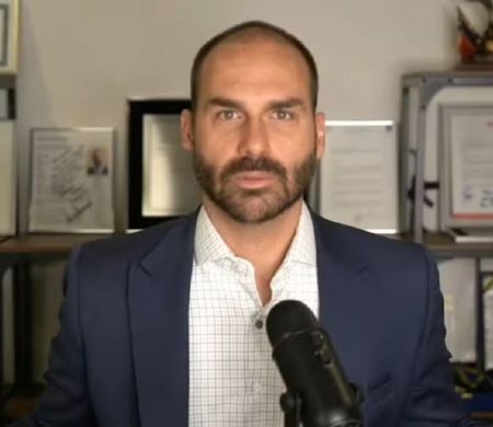 Alcolumbre e Motta podem ser alvos de sanções, diz Eduardo Bolsonaro 