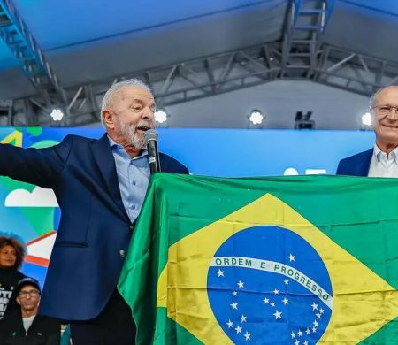 Lula chama Trump 