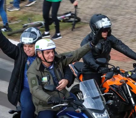 Buzinaço pró-Bolsonaro toma ruas de Campo Grande neste domingo