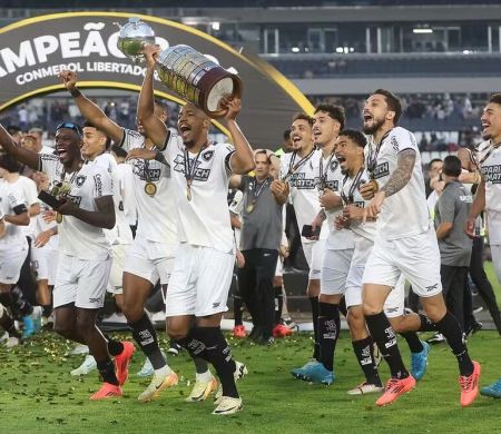 Bola de Ouro 2025: Botafogo é indicado a clube do ano