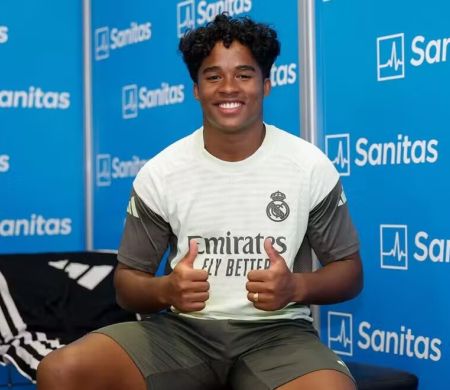 Em fim de mistério, Endrick assume a 9 do Real Madrid 