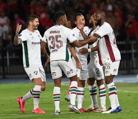 Fluminense toma gol no fim, mas abre vantagem sobre o América de Cali pela Sul-Americana