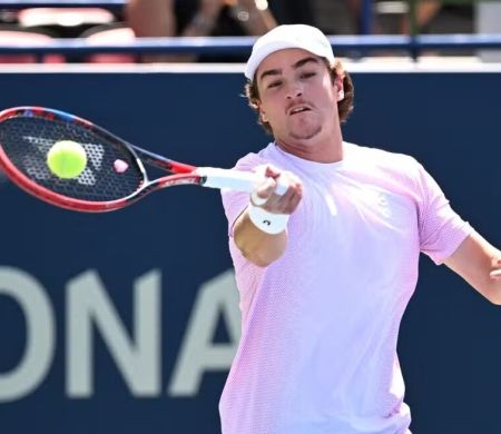 Com queda de rivais, Fonseca assegura melhor ranking da carreira