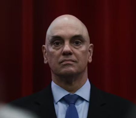 'Não existe possibilidade de recuar um mm', diz Moraes ao Washington Post