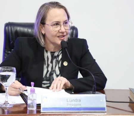 Câmara de Dourados pode romper contrato e mudar de sede