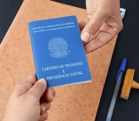Deputados voltam ao debate sobre o fim da escala 6x1 nesta terça-feira