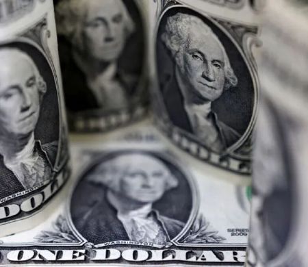 Dólar tem leve alta após Jackson Hole e impasse entre Brasil e EUA em foco