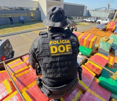Mais de 15 t de maconha são encontradas em carga de milho