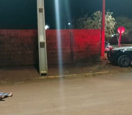 Atirador sai de matagal e executa jovem com vários disparos  