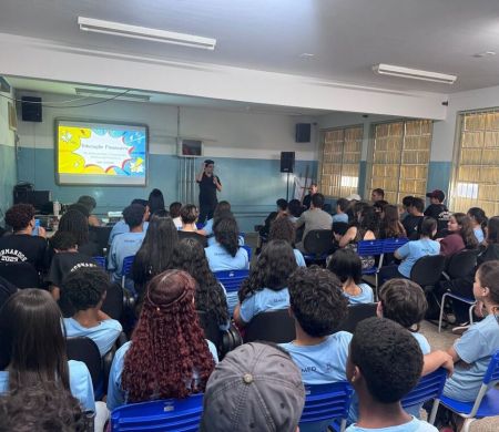 Procon fala de educação financeira e golpes no São Conrado