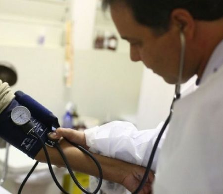 Saúda da Capital chama 120 médicos para atendimento nas UBS