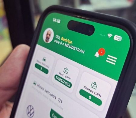 Detran começa a notificar prazo de licenciamernto por App 