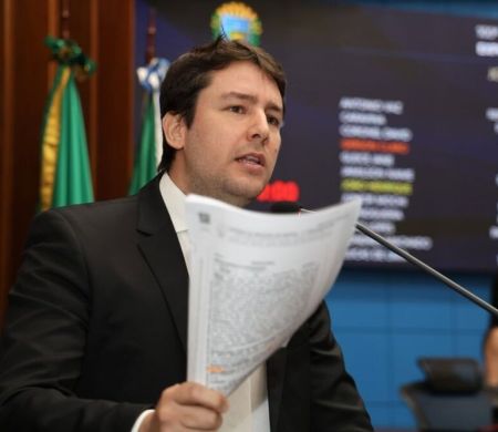 Deputado denuncia que Cassems vendeu prédio de R$ 40 mi por apenas R$ 24 mi Deputado denuncia que Cassems vendeu prédio de R$ 40 mi por apenas R$ 24 mi