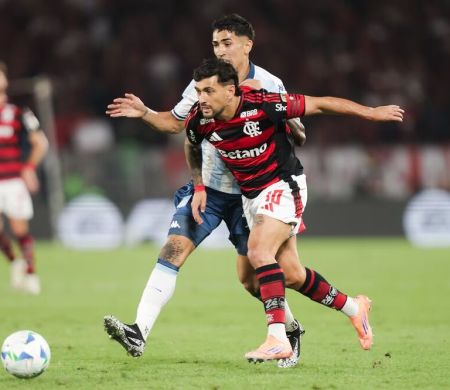 Flamengo busca manter a vantagem contra o Racing para chegar à final da Libertadores Flamengo busca manter a vantagem contra o Racing para chegar à final da Libertadores