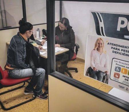 Balcão de empregos tem 1.463 vagas no mercado de trabalho nesta quinta-feira