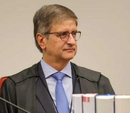 <p>Sabatina de Gonet para recondução à PGR será no próximo dia 12</p>