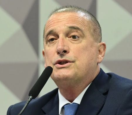 Problema em descontos do INSS era recorrente, mas sem relevância, diz Onyx