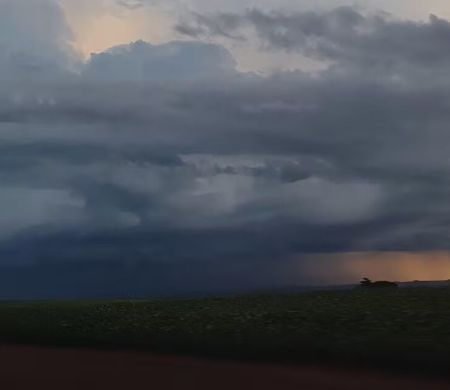 Sul e Sudeste com chuva forte e avanço de ciclone no fim de semana