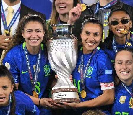 Globo fecha transmissão da Copa do Mundo Feminina de 2027