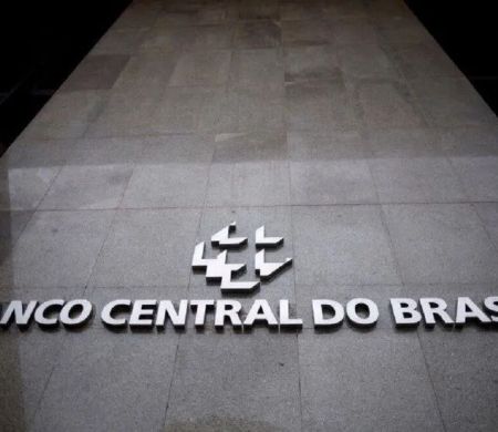 Copom já avalia impacto da isenção do IR em decisões da Selic