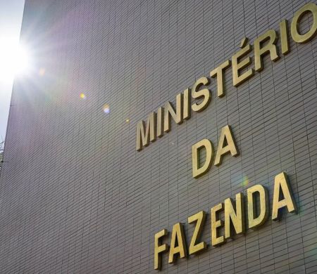 Fazenda projeta PIB para 2,2% e inflação a 4,6% para o ano que vem