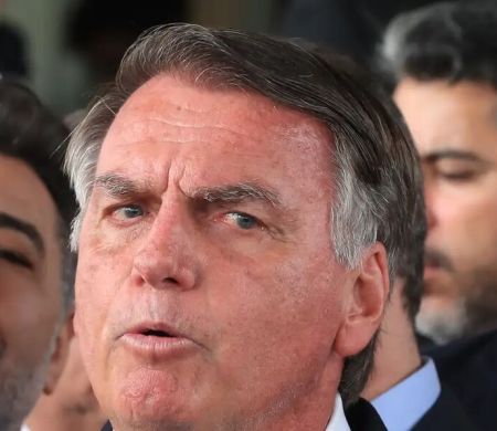Após publicação, STF deve ordenar a prisão de Bolsonaro