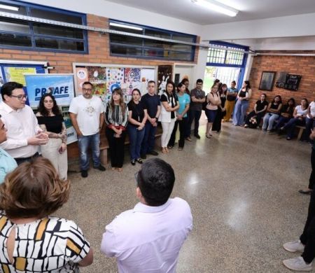 Prefeitura de Dourados leva serviço do CadÚnico para dentro da UEMS