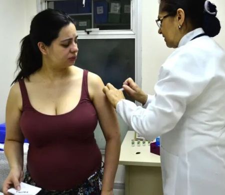 MS recebe 10,7 mil doses da vacina contra o VSR nesta quarta-feira