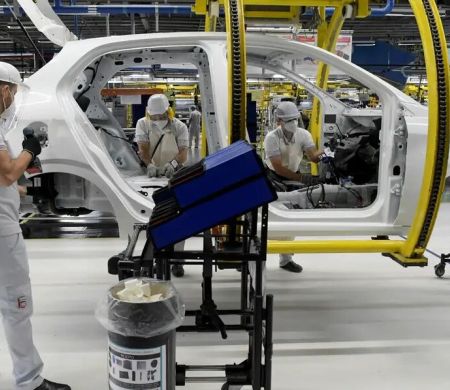 Fim da escala 6x1 e jornada de 36h semanais é aprovado pela CCJ do Senado