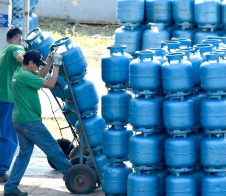 Procon aponta preço médio do gás de cozinha a R$ 127,48 em Dourados