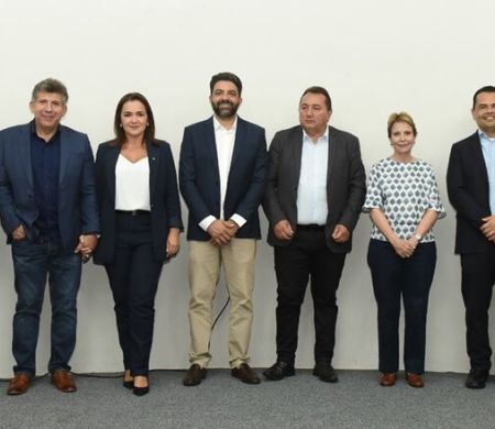 Sob pressão, Adriane troca secretários e tenta conter desgaste na gestão