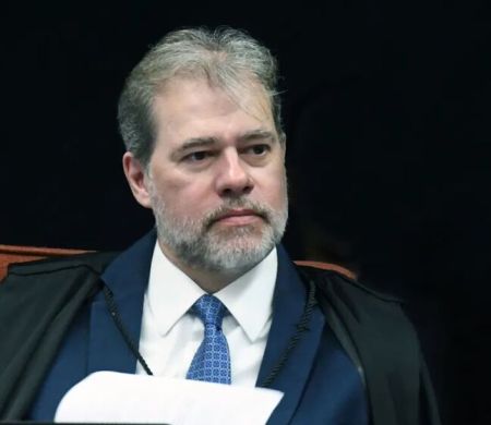 PF discute com a AGU recurso à nova decisão de Toffoli sobre Master