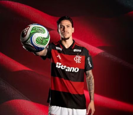 Fla faz lançamento do uniforme principal da temporada 2026