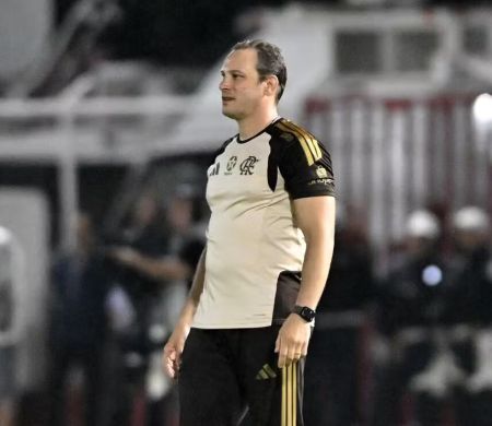 Com medo de cair, Fla terá jogadores do elenco principal contra o Vasco