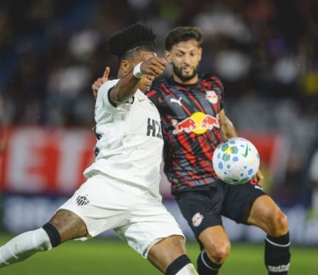Atlético-MG perde do Bragantino e segue sem vencer no Brasileirão
