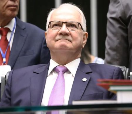 Fachin suspende sessão do STF após citação a Toffoli pela PF