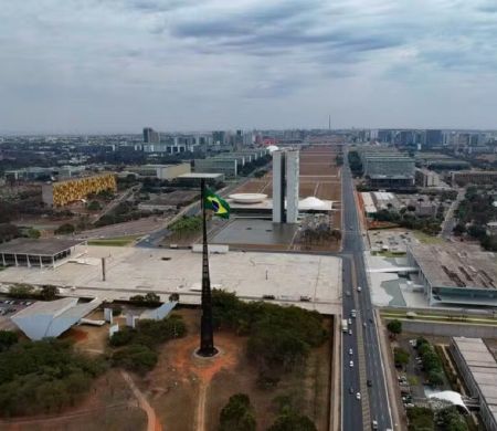 Cerca de 3 mil nomes têm penduricalhos, diz levantamento da Transparência Brasil