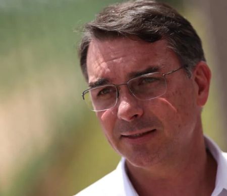 Flávio diz que não conversou com Zema sobre vice e cita 5 partidos