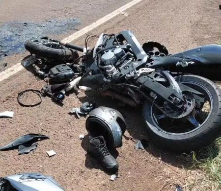 Acidente entre moto e caminhão termina com morte em rodovia de MS