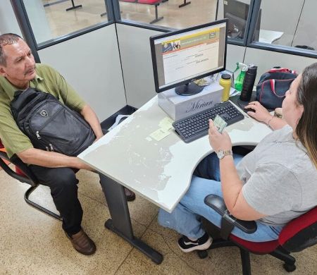 Balcão de empregos oferece 1.074 vagas em Campo Grande nesta terça-feira