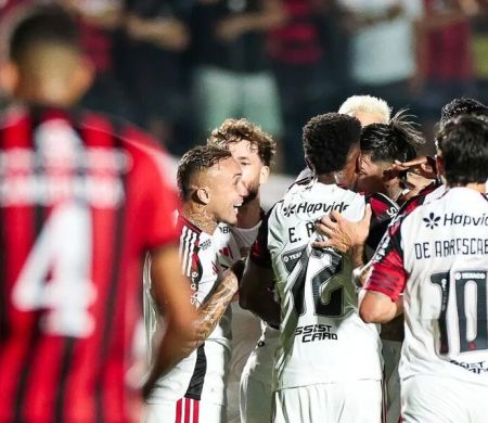 Flamengo bate o Vitória e é o oitavo na tabela de classificação do Brasileirão&nbsp;