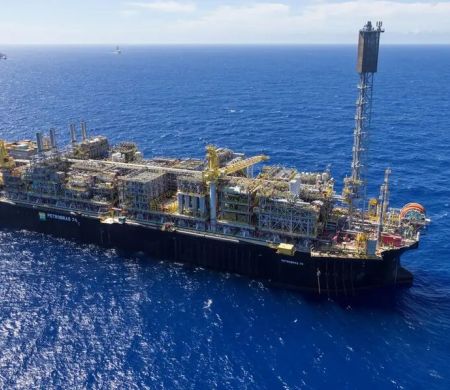 Com recorde de produção, Petrobras amplia exportações em 2025